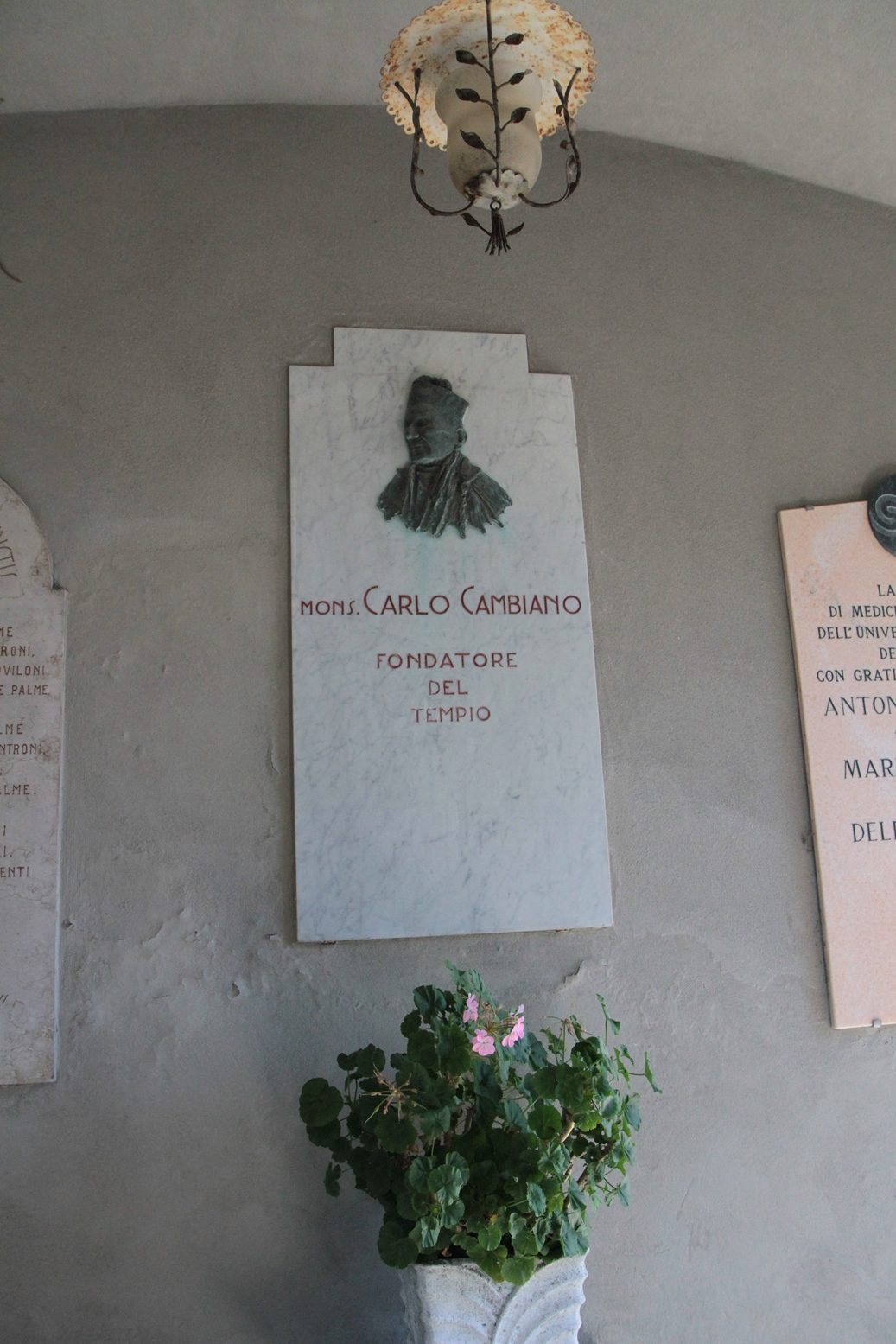 Tempio Votivo dei Medici d'Italia, Duno - 24.JPG